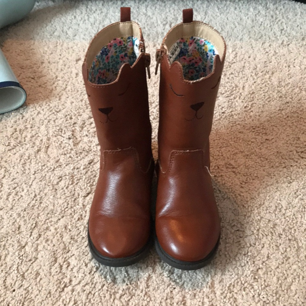 Carters boots